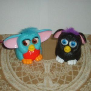 Lot of 2 Kids Toys Furby Plastic 1998 Movable ears